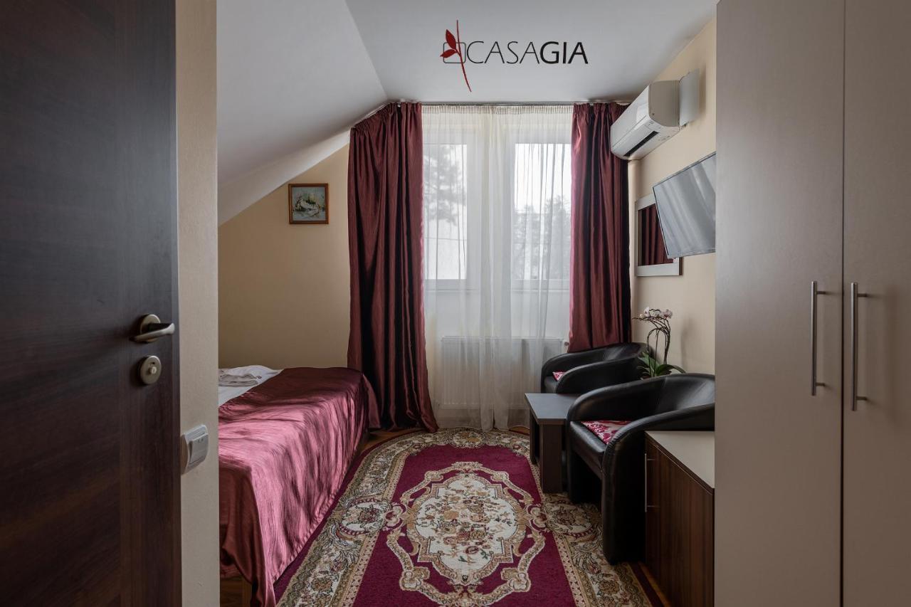 Pension Casa Gia Cluj Napoca Bagian luar foto