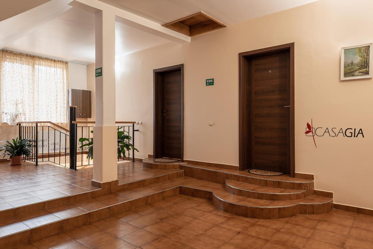 Pension Casa Gia Cluj Napoca Bagian luar foto
