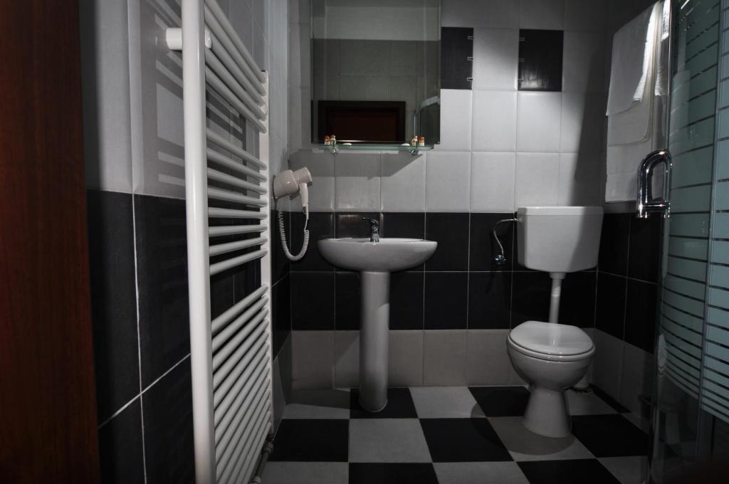 Pension Casa Gia Cluj Napoca Bagian luar foto